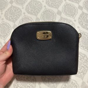 Michael Kors pouch